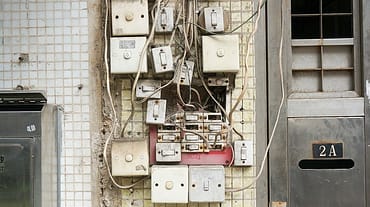 BRANCHEMENT ELECTRIQUE